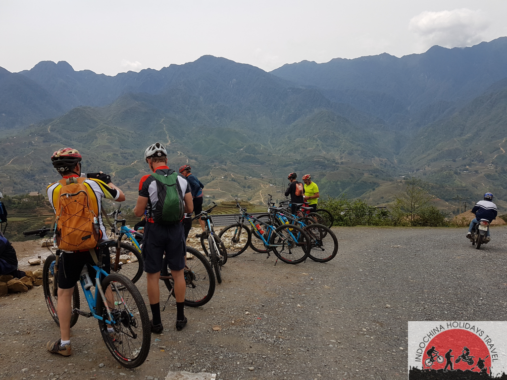 2 Days Kandy Cycling To Sigiriya with Camping in Knuckles Forest
