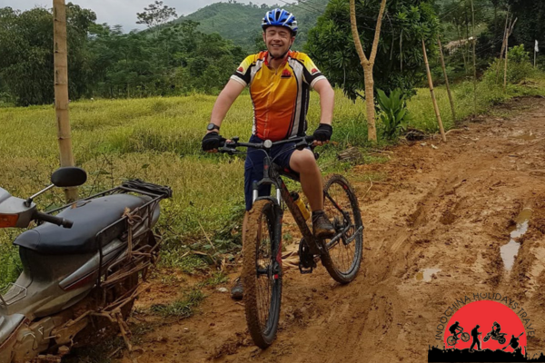 8 days Hoian Biking To Ho Chi Minh City