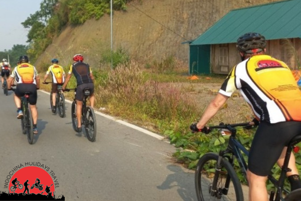 6 Days Hanoi Cycling To Ninh Binh - Halong - Catba island Tour