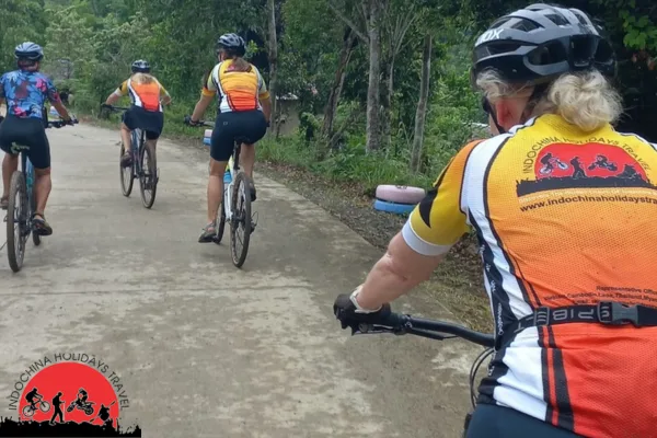 3 Days Hanoi Biking To Red River Delta Experience